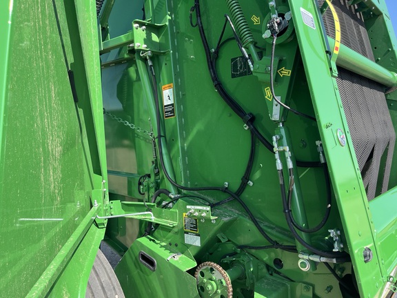 2021 John Deere 560M Baler/Round