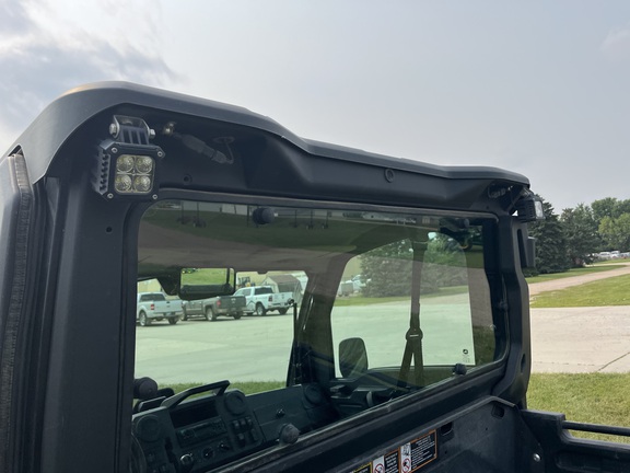 2023 John Deere XUV 835M ATV