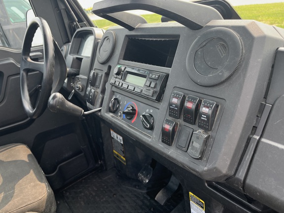 2023 John Deere XUV 835M ATV