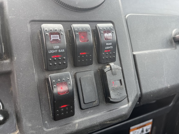 2023 John Deere XUV 835M ATV