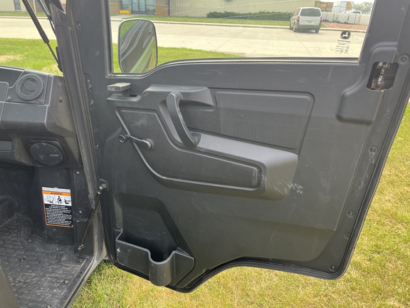 2023 John Deere XUV 835M ATV