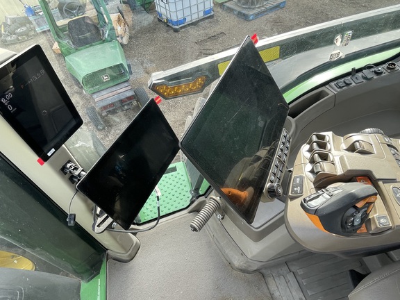 2024 John Deere 8R 370 Tractor