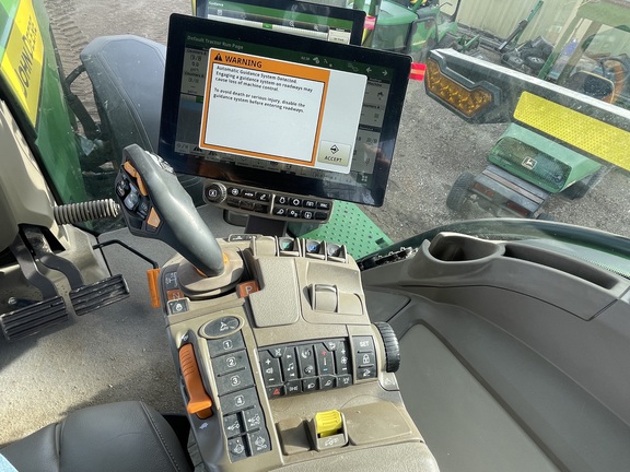 2024 John Deere 8R 370 Tractor