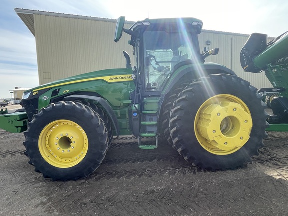 2024 John Deere 8R 370 Tractor