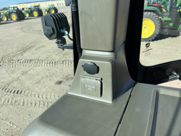 2024 John Deere 8RX 410 Tractor Rubber Track