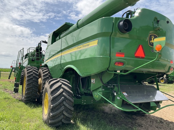 2024 John Deere S770 Combine