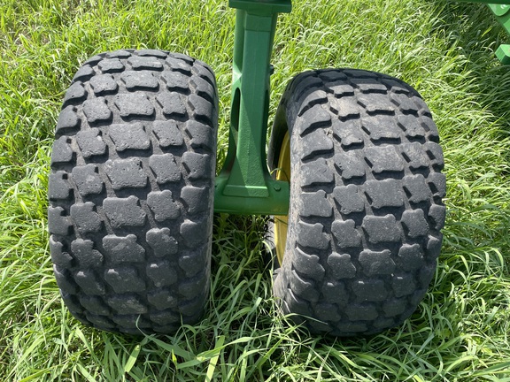 2016 John Deere 1890 Air Seeder