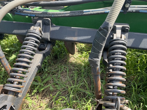 2016 John Deere 1890 Air Seeder