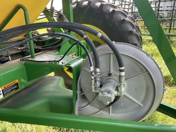 2016 John Deere 1890 Air Seeder