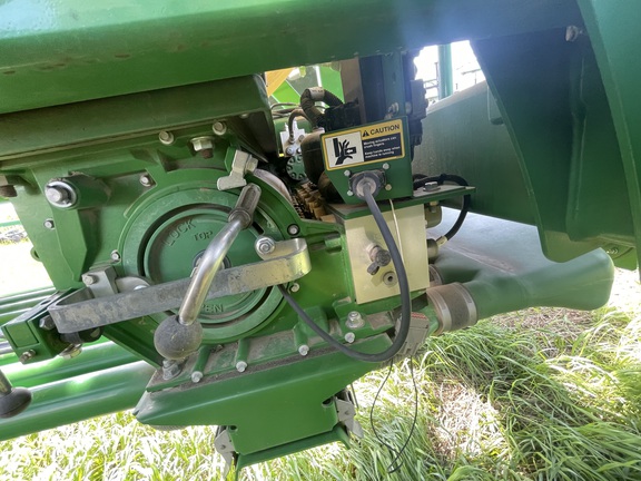 2016 John Deere 1890 Air Seeder