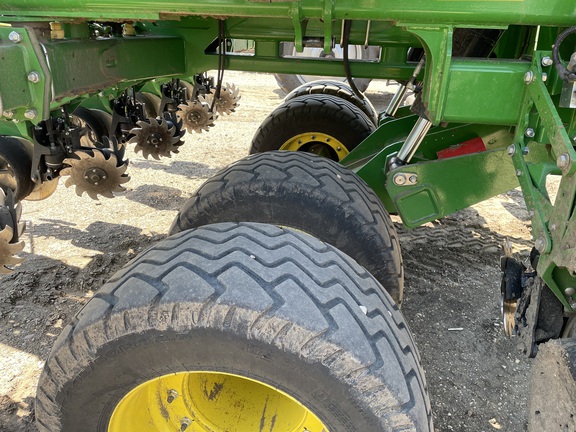 2022 John Deere DB60 Planter