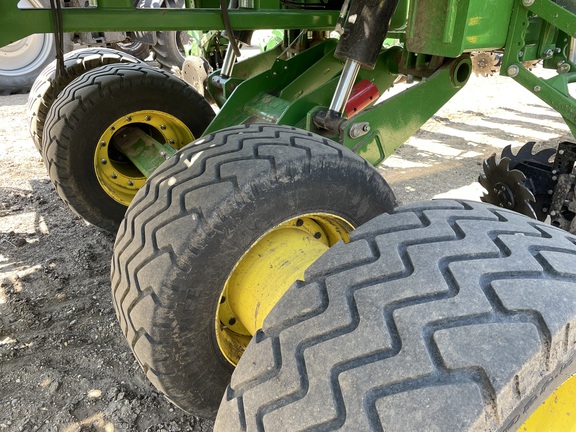 2022 John Deere DB60 Planter