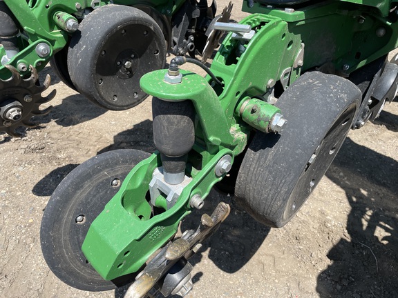 2022 John Deere DB60 Planter