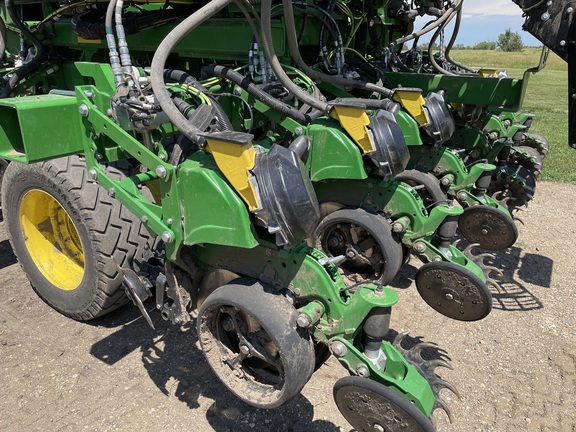 2022 John Deere DB60 Planter