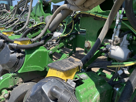2022 John Deere DB60 Planter