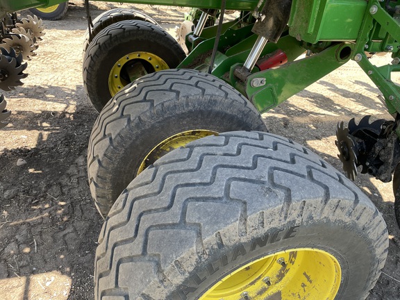 2022 John Deere DB60 Planter