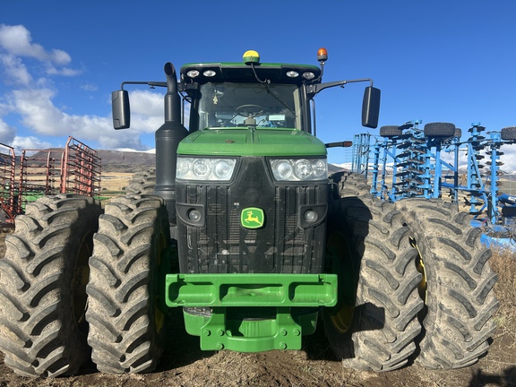 2018 John Deere 8320R Tractor