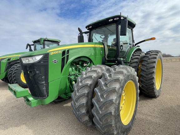 2018 John Deere 8320R Tractor