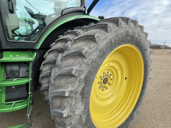 2018 John Deere 8320R Tractor
