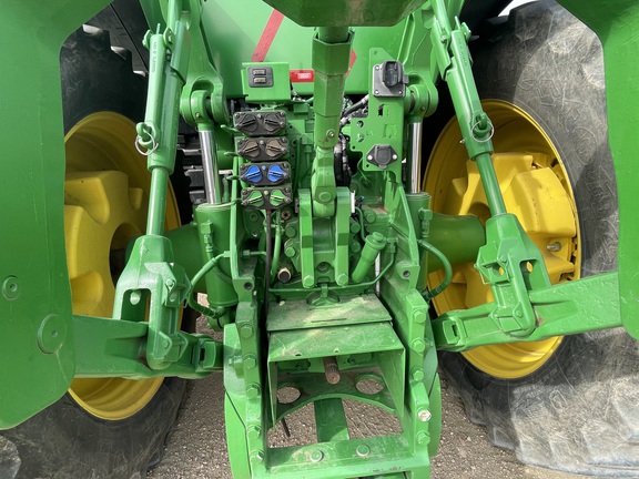 2018 John Deere 8320R Tractor