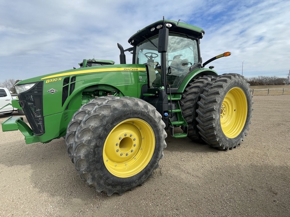 2018 John Deere 8320R Tractor