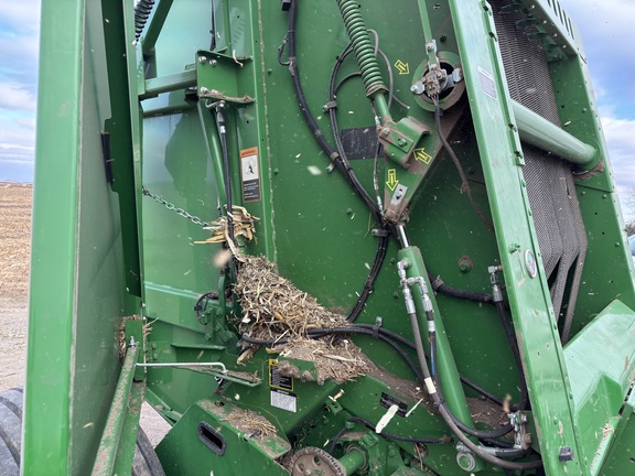 2023 John Deere 560M Baler/Round