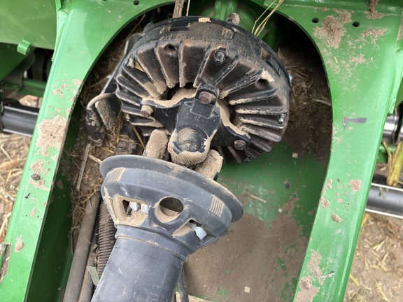 2023 John Deere 560M Baler/Round