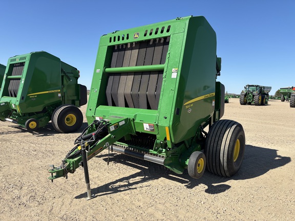 2023 John Deere 560M Baler/Round