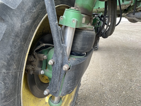 2016 John Deere R4038 Sprayer/High Clearance