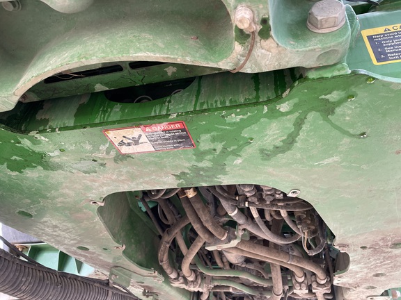 2016 John Deere R4038 Sprayer/High Clearance