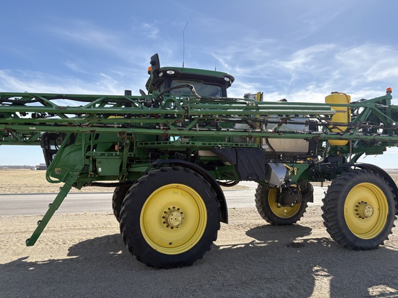 2016 John Deere R4038 Sprayer/High Clearance
