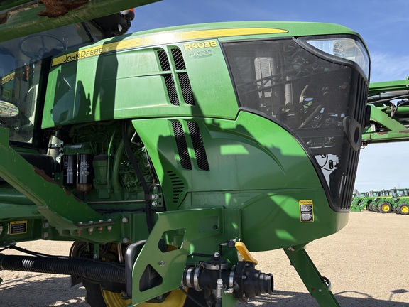 2016 John Deere R4038 Sprayer/High Clearance