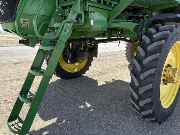 2016 John Deere R4038 Sprayer/High Clearance