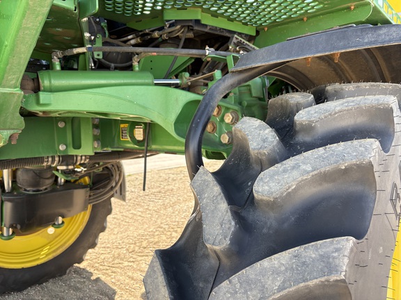 2016 John Deere R4038 Sprayer/High Clearance