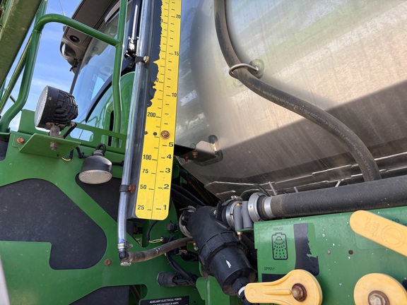 2016 John Deere R4038 Sprayer/High Clearance