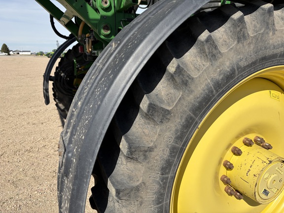 2016 John Deere R4038 Sprayer/High Clearance
