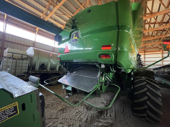 2023 John Deere S770 Combine