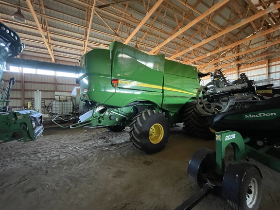 2023 John Deere S770 Combine