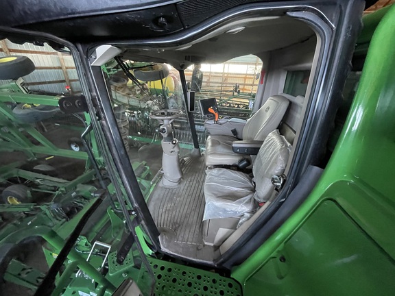 2023 John Deere S770 Combine