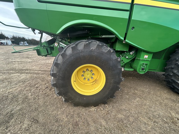 2023 John Deere S770 Combine