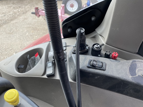 2024 John Deere 561M Baler/Round