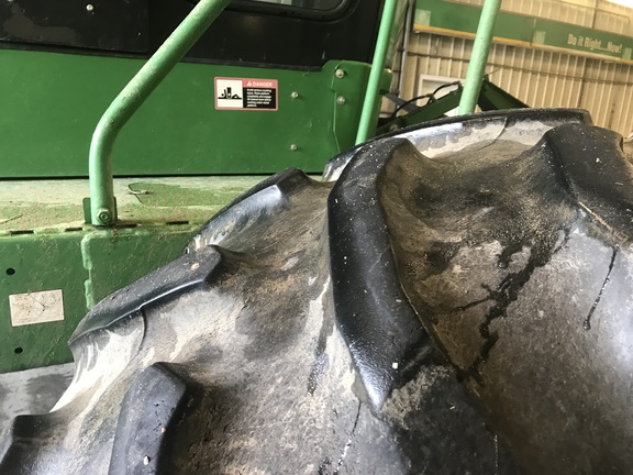 2008 John Deere 4995 Windrower