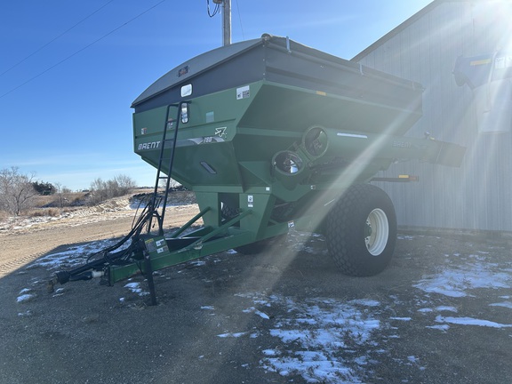 2005 Brent 780 Grain Cart