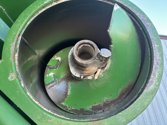 2005 Brent 780 Grain Cart