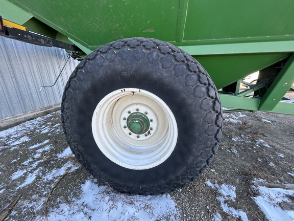 2005 Brent 780 Grain Cart