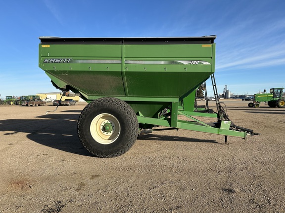 2005 Brent 780 Grain Cart