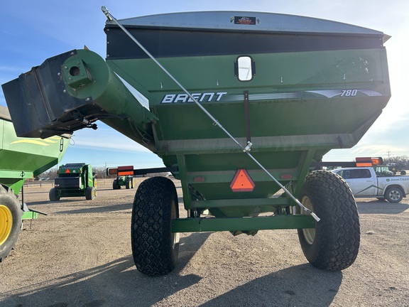 2005 Brent 780 Grain Cart