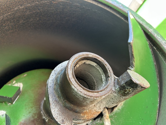 2005 Brent 780 Grain Cart