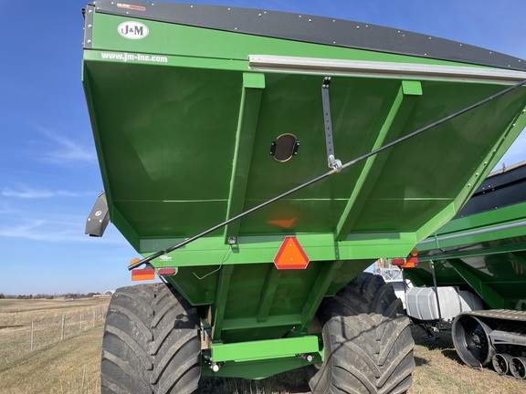 2021 J&M 1326-22 Grain Cart
