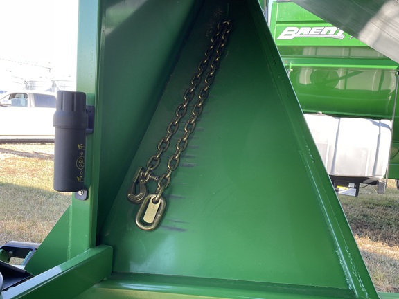 2021 J&M 1326-22 Grain Cart